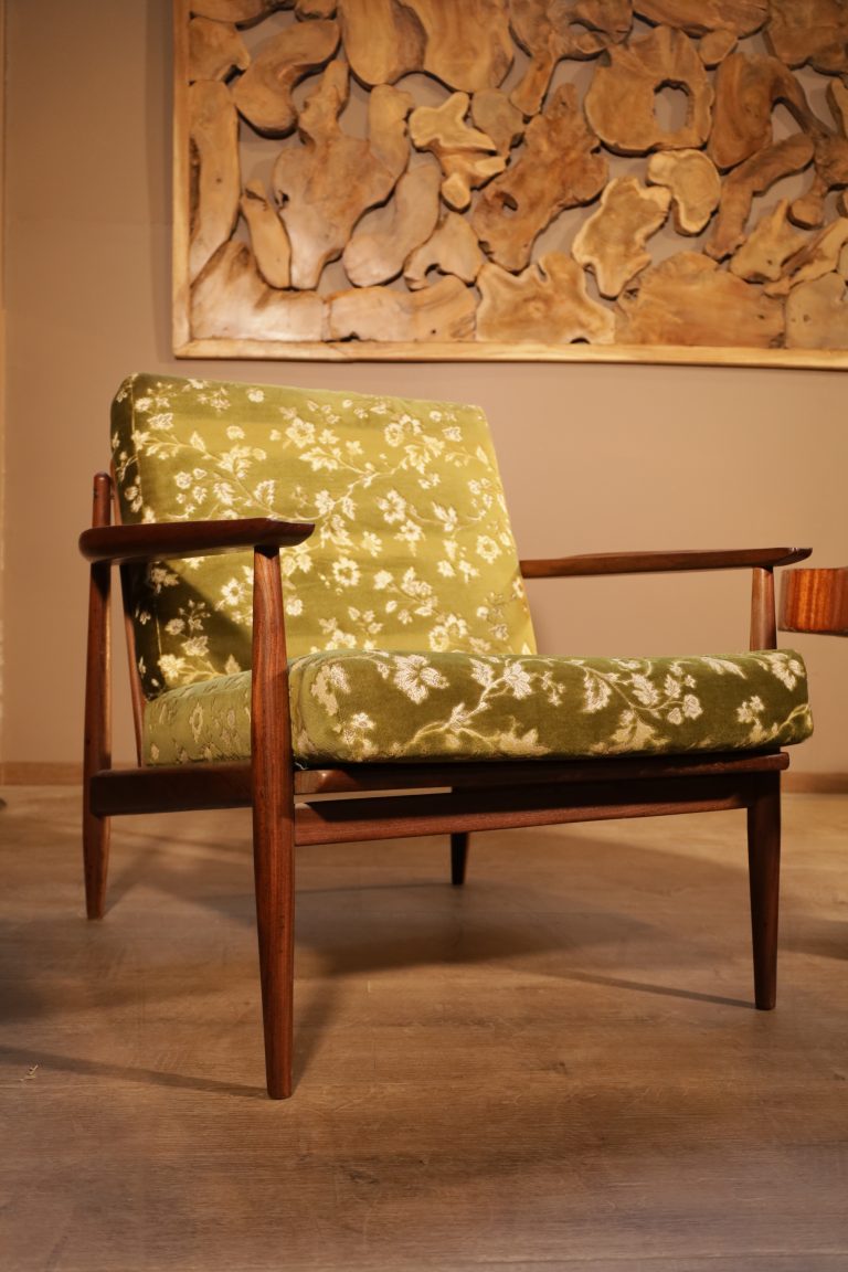 Lounge armchair Vintage armchair