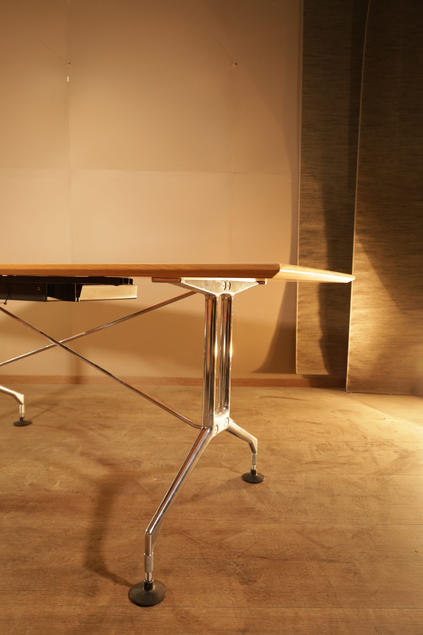 Antonio Citterio Spatio for Vitra, dining table / desk