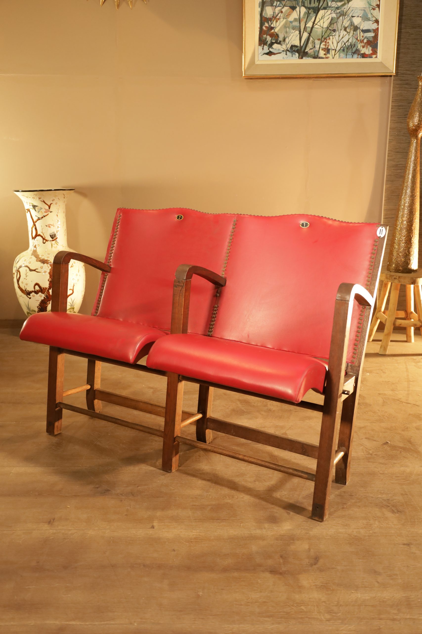 Theater- oder Kinostühle